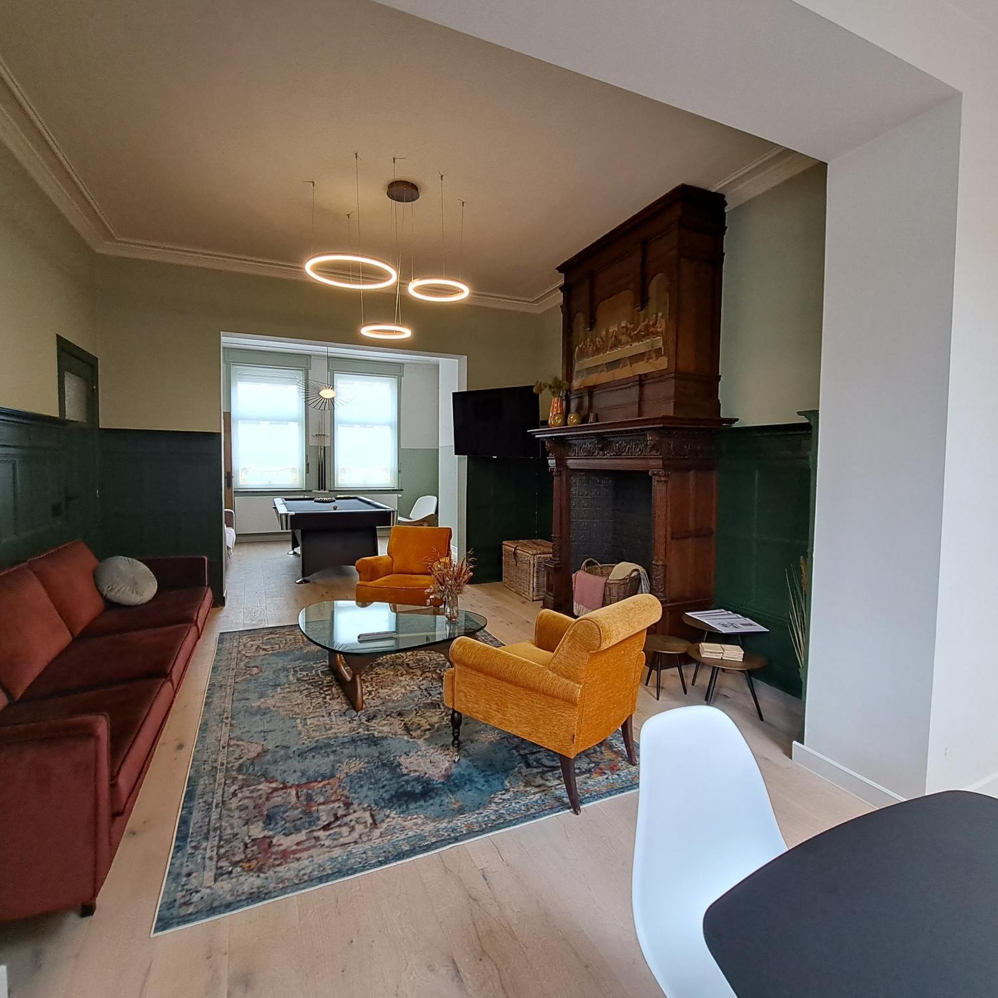 Villa Cezar - Big House At The Center Of Bruges - Free Parking Стая снимка